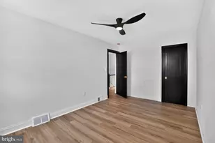 8238 Fayette St, Philadelphia, PA 19150 - Photo 23