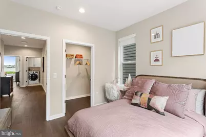 3031 Bridgeview Walk, Philadelphia, PA 19125 - Photo 17