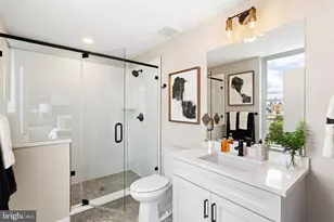 3031 Bridgeview walk, Philadelphia, PA 19125 - Photo 23