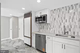 202 W Rittenhouse Square, Philadelphia, PA 19103 - Photo 11