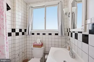 4305 Linden Ave, Philadelphia, PA 19114 - Photo 21