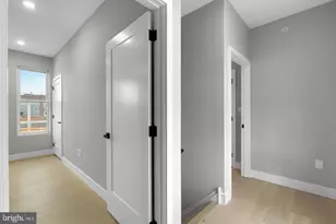 1343 Fitzwater St, Philadelphia, PA 19147 - Photo 13