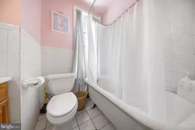 2421 S Fairhill Street, Philadelphia, PA 19148 - Photo 17