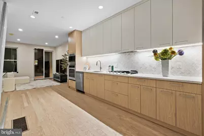 1031 S Fairhill Street, Philadelphia, PA 19147 - Photo 15