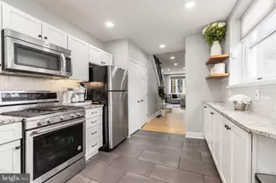 708 Fitzwater St, Philadelphia, PA 19147 - Photo 13