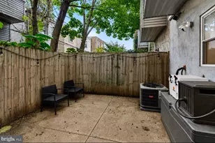 1526 20th St, Philadelphia, PA 19146 - Photo 23