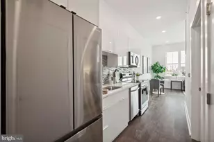 813 N Broad St, Philadelphia, PA 19123 - Photo 15
