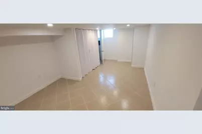 2302 E Albert Street, Philadelphia, PA 19125 - Photo 11