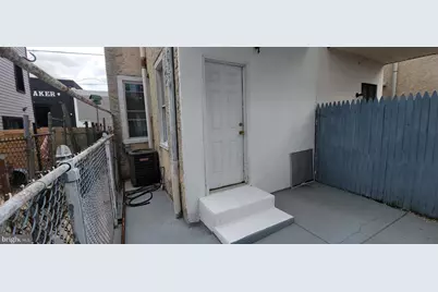 2302 E Albert Street, Philadelphia, PA 19125 - Photo 17