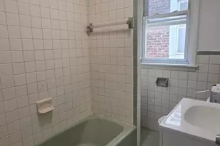 2086 E Victoria St, Philadelphia, PA 19134 - Photo 9