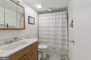 1 Queen St, Philadelphia, PA 19147 - Photo 9