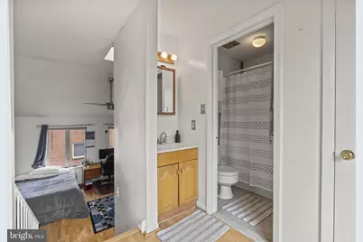 1 Queen St #10, Philadelphia, PA 19147 - Photo 9