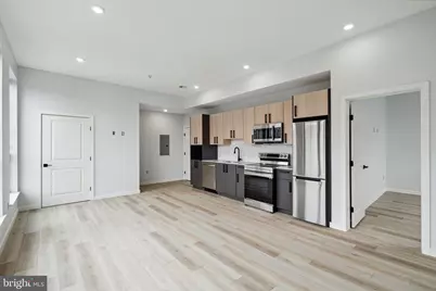 1112-16 E Berks Street #405, Philadelphia, PA 19125 - Photo 5