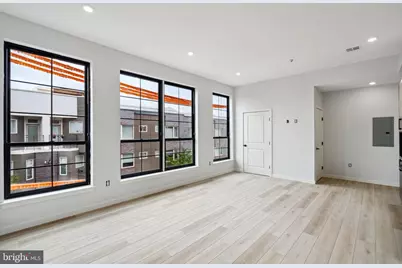1112-16 E Berks Street #405, Philadelphia, PA 19125 - Photo 7