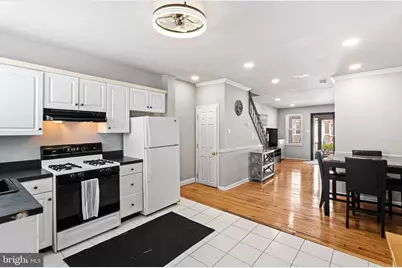 2839 S Iseminger Street, Philadelphia, PA 19148 - Photo 9
