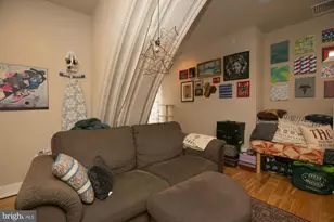 2701 W Girard Ave, Philadelphia, PA 19130 - Photo 11