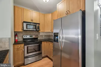 1100 S Broad Street #404C, Philadelphia, PA 19146 - Photo 7