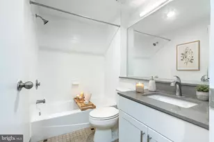 303 Vine St, Philadelphia, PA 19106 - Photo 11