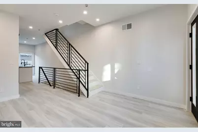 614 Hoffman Street, Philadelphia, PA 19148 - Photo 3