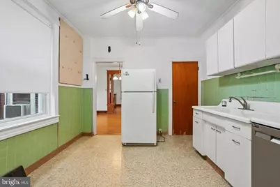 868 N 27th Street, Philadelphia, PA 19130 - Photo 11