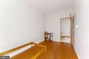 222 S 43rd St, Philadelphia, PA 19104 - Photo 17