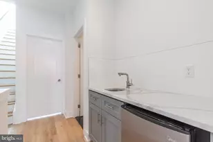 2410 W Master St, Philadelphia, PA 19121 - Photo 15