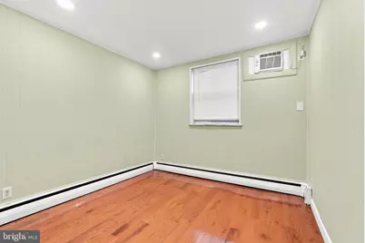 2213 S Woodstock Street, Philadelphia, PA 19145 - Photo 15