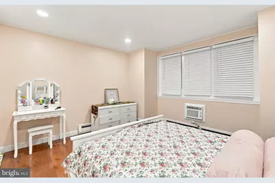 2213 S Woodstock Street, Philadelphia, PA 19145 - Photo 19