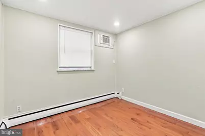 2213 S Woodstock Street, Philadelphia, PA 19145 - Photo 13