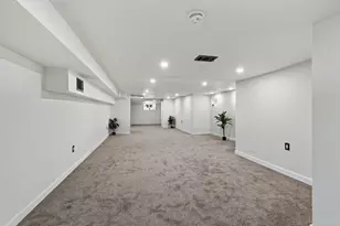 543 E Locust Ave, Philadelphia, PA 19144 - Photo 51
