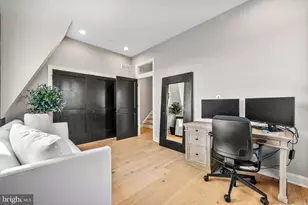 330 Wright St, Philadelphia, PA 19128 - Photo 37