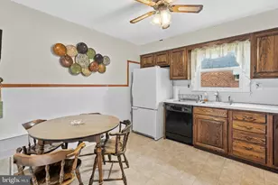 3806 Karen St, Philadelphia, PA 19114 - Photo 9