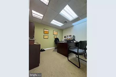 1423 Spruce Street, Philadelphia, PA 19102 - Photo 5