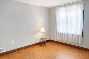 423 Shurs Ln, Philadelphia, PA 19128 - Photo 3
