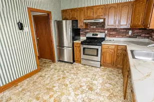 423 Shurs Ln, Philadelphia, PA 19128 - Photo 9