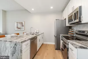 139 N 23rd St, Philadelphia, PA 19103 - Photo 3