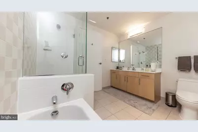202 W Washington Square #2503, Philadelphia, PA 19106 - Photo 23