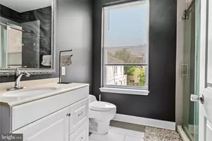 963 N 6th St, Philadelphia, PA 19123 - Photo 23