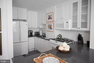 1520 Spruce St, Philadelphia, PA 19102 - Photo 15