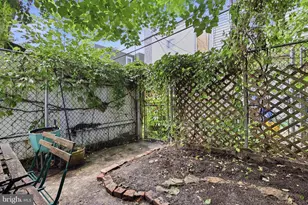 1516 S 15th St, Philadelphia, PA 19146 - Photo 35