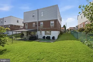 9749 Evans St, Philadelphia, PA 19115 - Photo 29