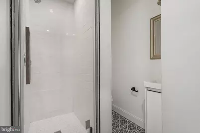 1426 S Broad Street, Philadelphia, PA 19146 - Photo 17