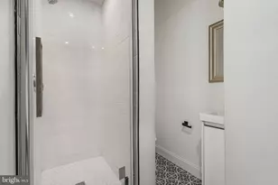 1426 S Broad St, Philadelphia, PA 19146 - Photo 17