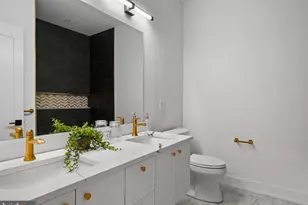 8215 Shawnee St, Philadelphia, PA 19118 - Photo 39
