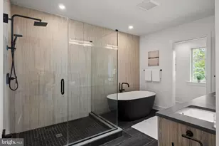 8215 Shawnee St, Philadelphia, PA 19118 - Photo 29