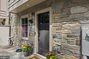 8215 Shawnee St, Philadelphia, PA 19118 - Photo 3