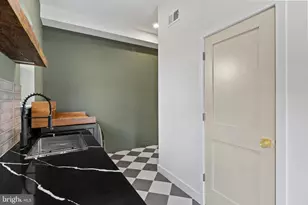 643 Moore St, Philadelphia, PA 19148 - Photo 27