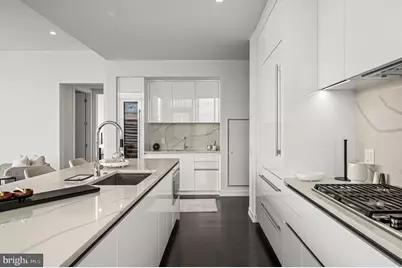 1911 Walnut St. #3004, Philadelphia, PA 19103 - Photo 11