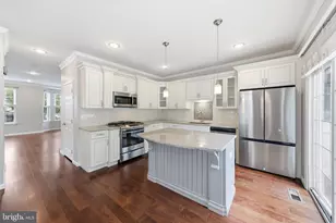 3518 Trevi Ct, Philadelphia, PA 19145 - Photo 9