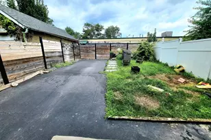 423 Knorr St, Philadelphia, PA 19111 - Photo 45
